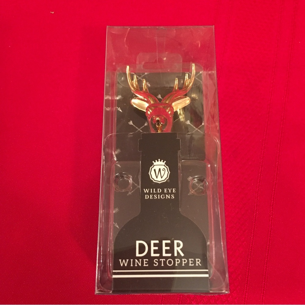 NIB - Wild Eye Designs Deer Wine Bottle Stopper